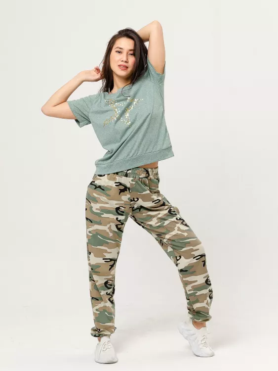 Джоггеры женские (камуфляж) зеленый последний размер