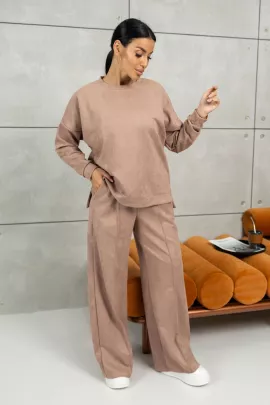 Костюм женский с брюками 697185